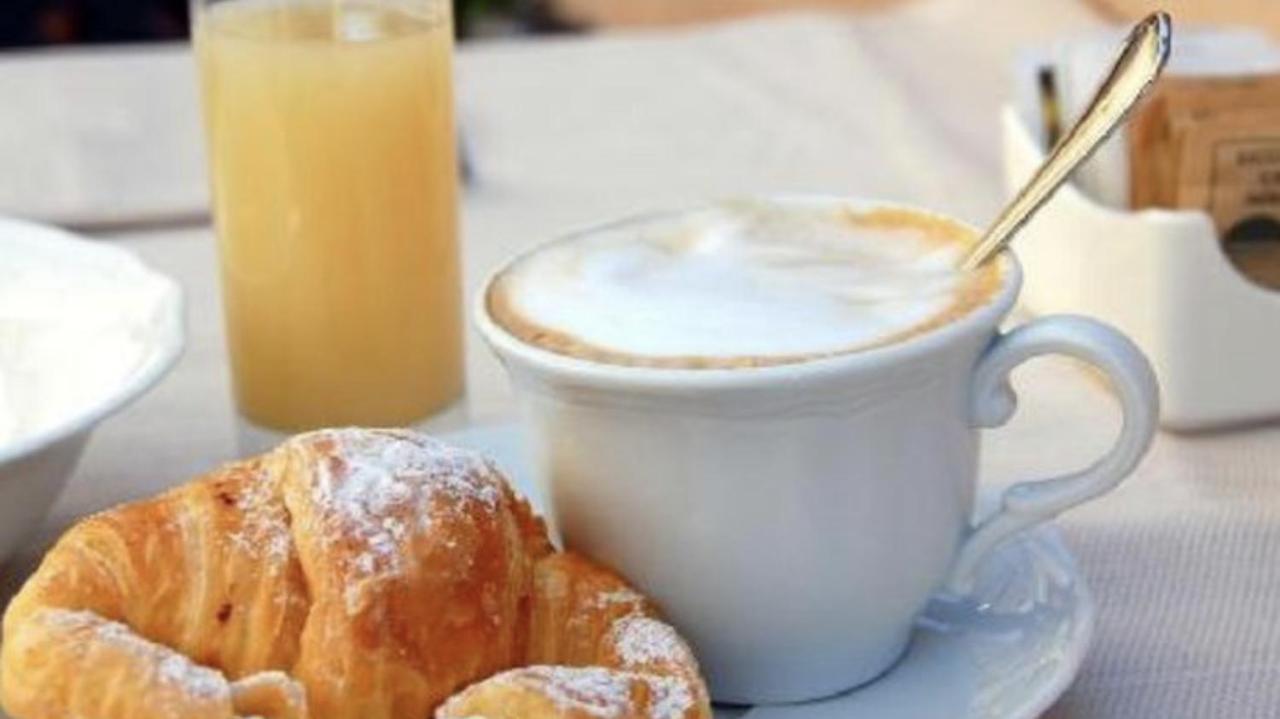 Ca Sotto L'Arco Bed & Breakfast Ostuni Ngoại thất bức ảnh