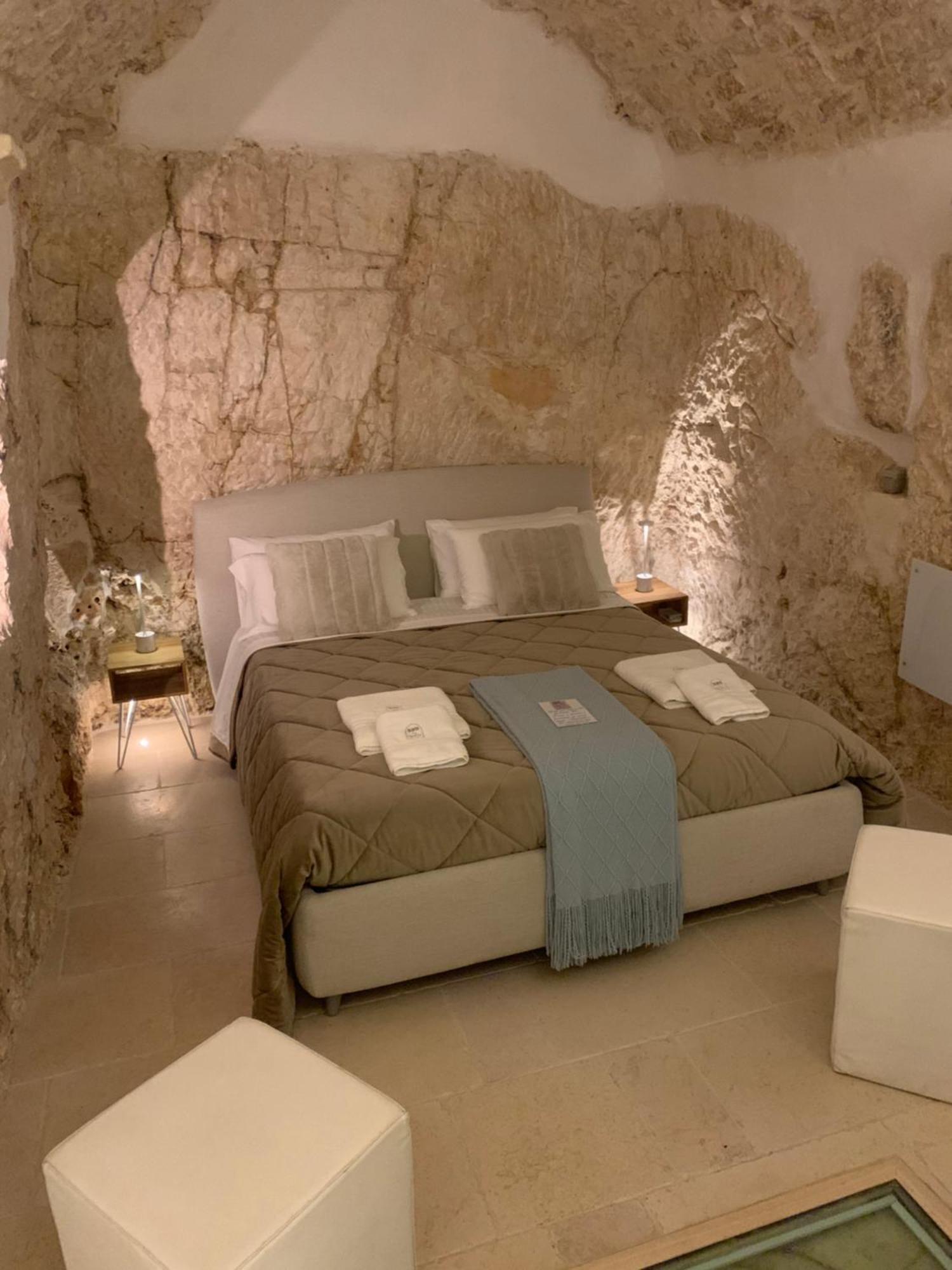 Ca Sotto L'Arco Bed & Breakfast Ostuni Ngoại thất bức ảnh