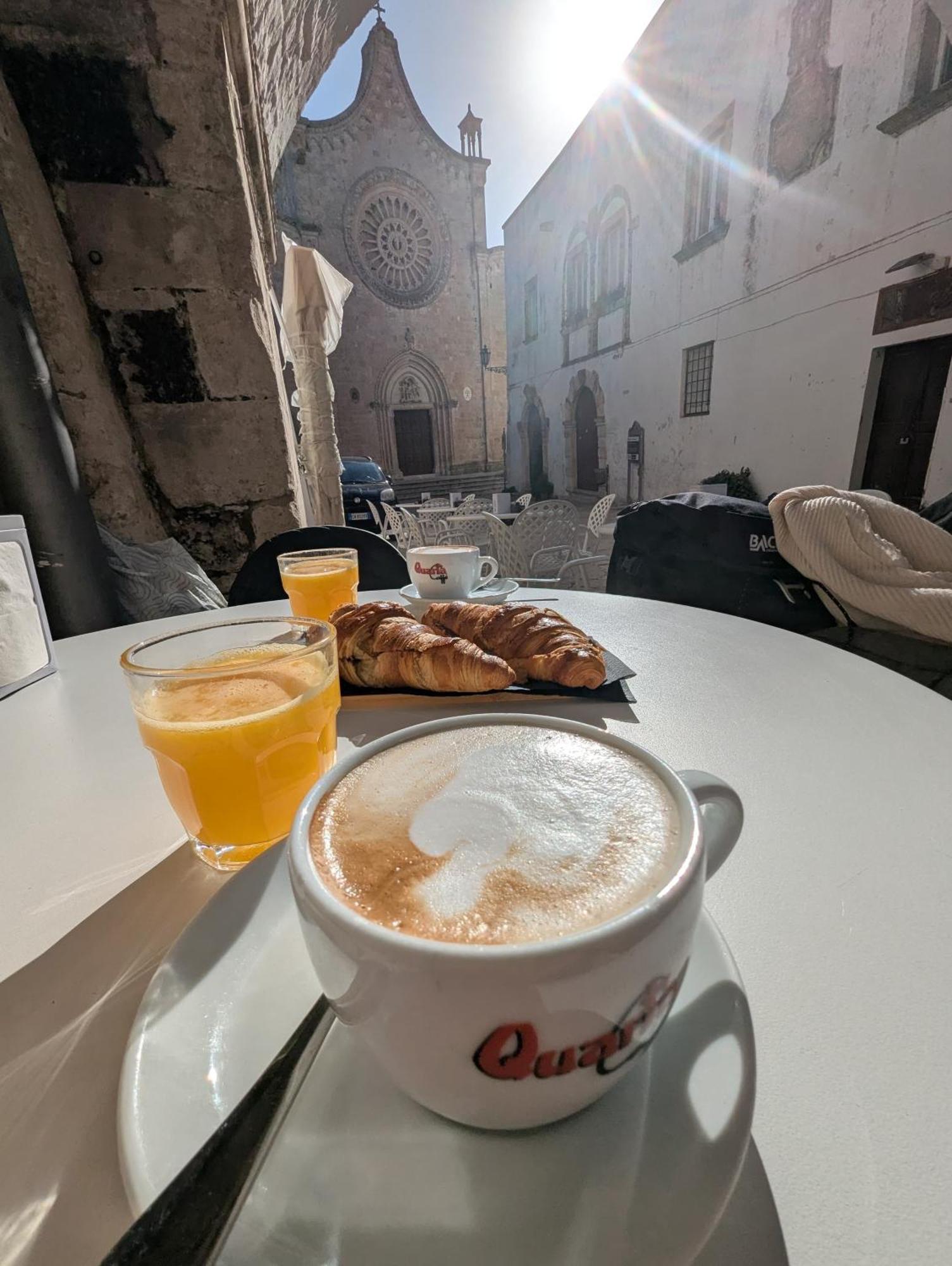 Ca Sotto L'Arco Bed & Breakfast Ostuni Ngoại thất bức ảnh
